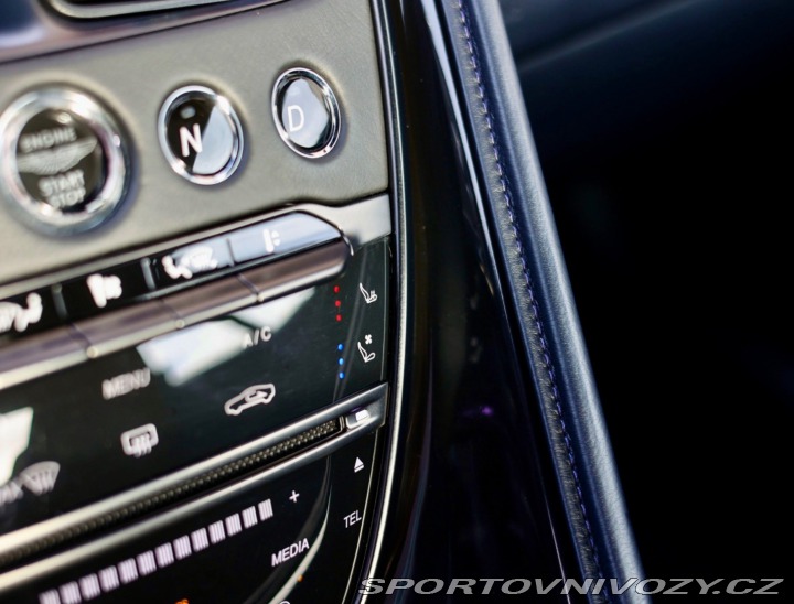 Aston Martin DB11 DB11 5.2 V12 | 360kamera 2016