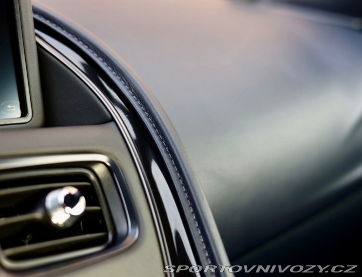 Aston Martin DB11 DB11 5.2 V12 | 360kamera 2016