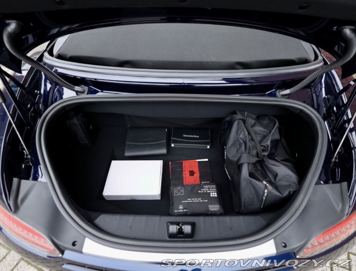 Aston Martin DB11 DB11 5.2 V12 | 360kamera 2016