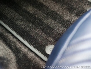 Aston Martin DB11 DB11 5.2 V12 | 360kamera 2016