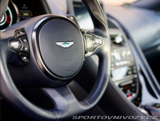 Aston Martin DB11 DB11 5.2 V12 | 360kamera 2016