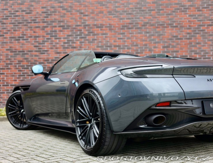 Aston Martin DB12 4.0 V8 Volante | Xenon š 2025
