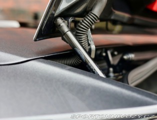 Aston Martin DB12 4.0 V8 Volante | Xenon š 2025