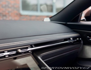 Aston Martin DB12 4.0 V8 Volante | Xenon š 2025