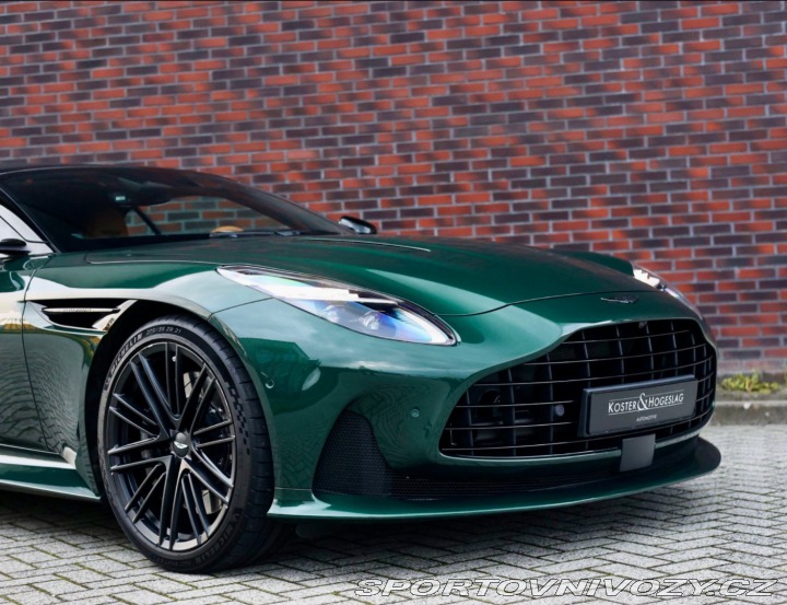Aston Martin DB12 4.0 V8 Volante | Green m 2024