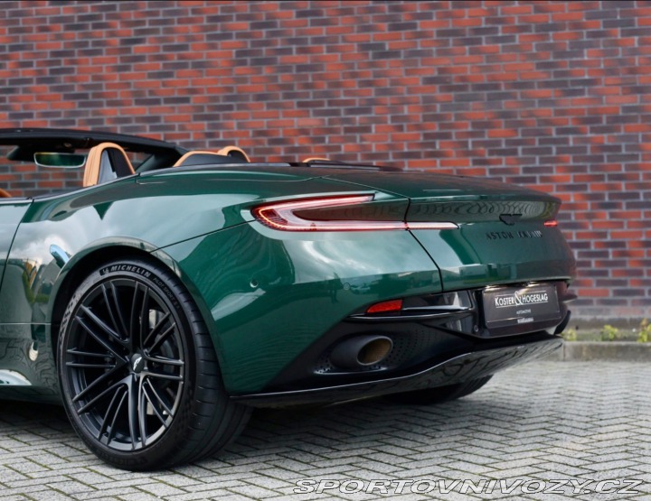 Aston Martin DB12 4.0 V8 Volante | Green m 2024