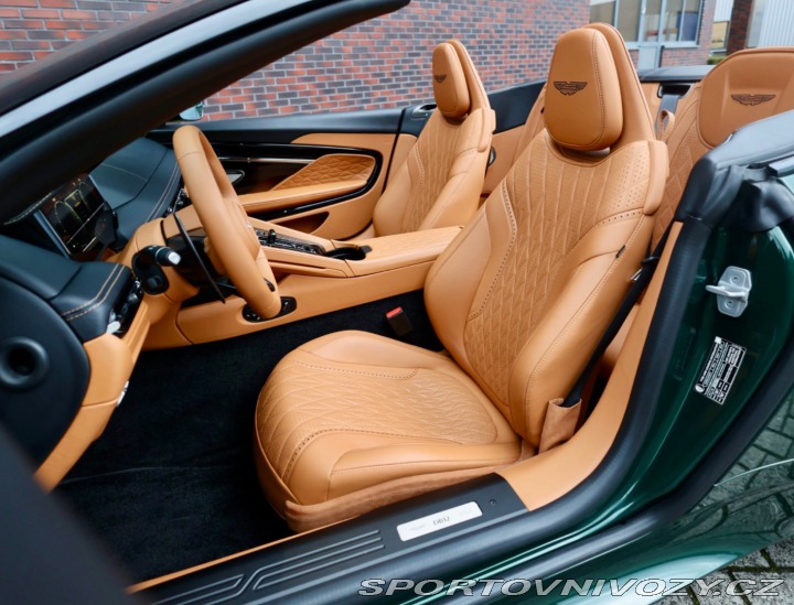 Aston Martin DB12 4.0 V8 Volante | Green m 2024