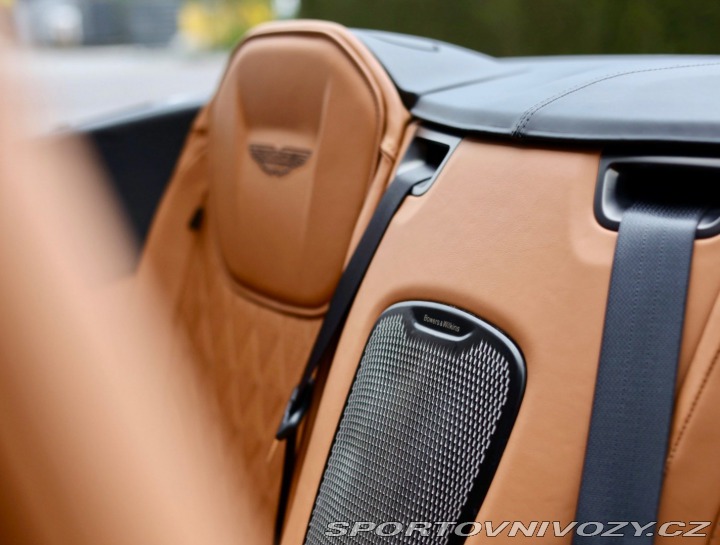 Aston Martin DB12 4.0 V8 Volante | Green m 2024