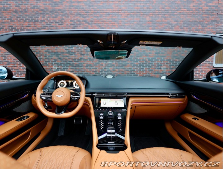 Aston Martin DB12 4.0 V8 Volante | Green m 2024