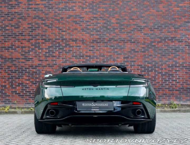 Aston Martin DB12 4.0 V8 Volante | Green m 2024
