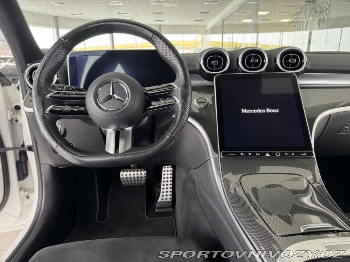 Mercedes-Benz C 300e AMG 230kW*REZERVACE! 2022