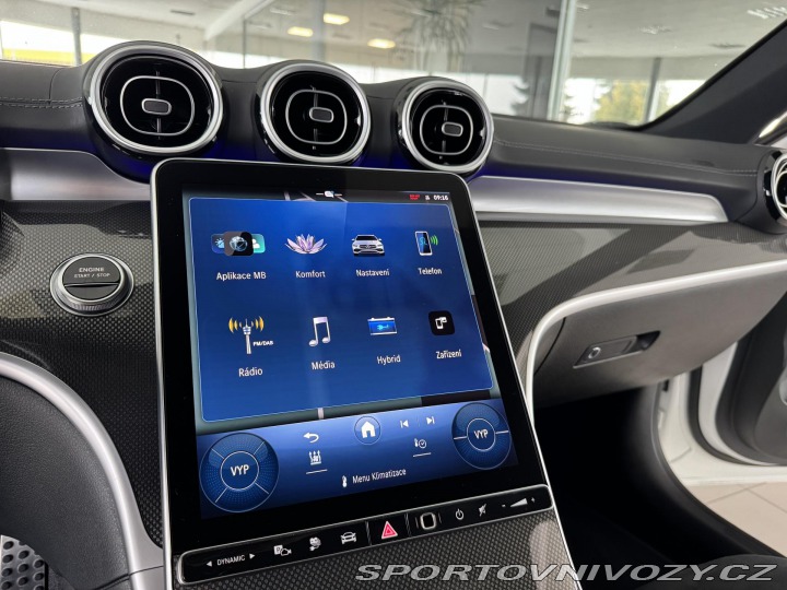 Mercedes-Benz C 300e AMG 230kW*REZERVACE! 2022