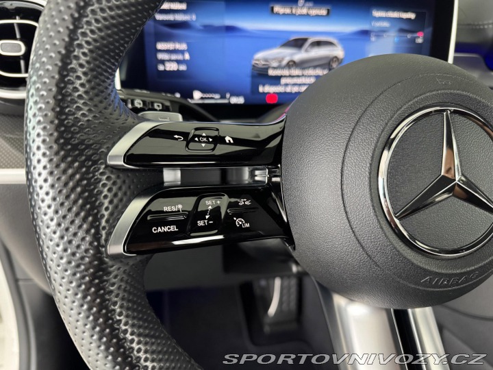 Mercedes-Benz C 300e AMG 230kW*Nez.Topení 2022