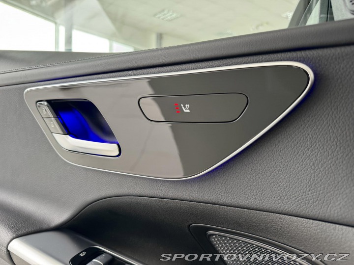 Mercedes-Benz C 300e AMG 230kW*REZERVACE! 2022