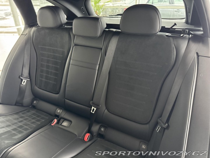 Mercedes-Benz C 300e AMG 230kW*REZERVACE! 2022