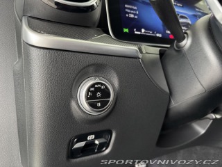 Mercedes-Benz C 300e AMG 230kW*Nez.Topení 2022