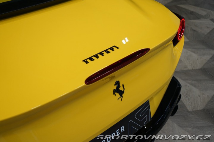 Ferrari Portofino TWO-TONE*BLUE CARBON*GIAL 2020