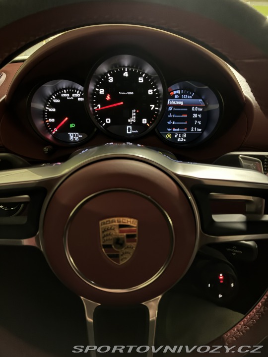 Porsche 718 Cayman 2025