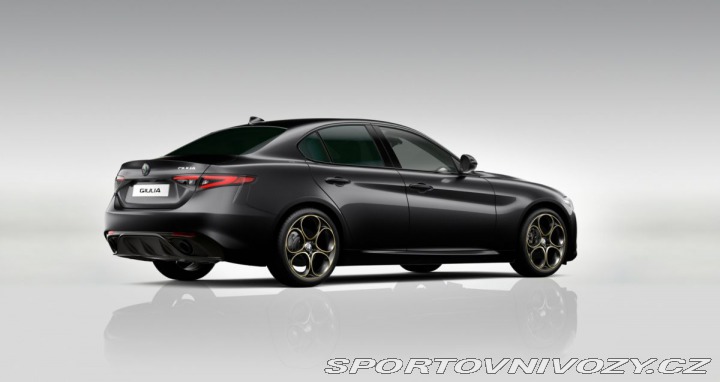 Alfa Romeo Giulia 2.0 Turbo 280k AT8 AWD I 2025