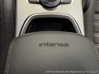 Alfa Romeo Giulia 2.0 Turbo 280k AT8 AWD  I 2025