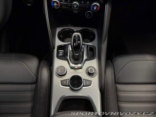 Alfa Romeo Giulia 2.0 Turbo 280k AT8 AWD  I 2025