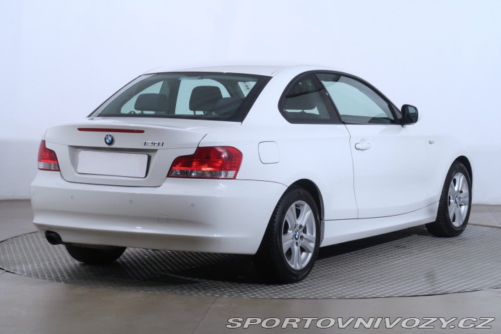 BMW 1 120i 2011