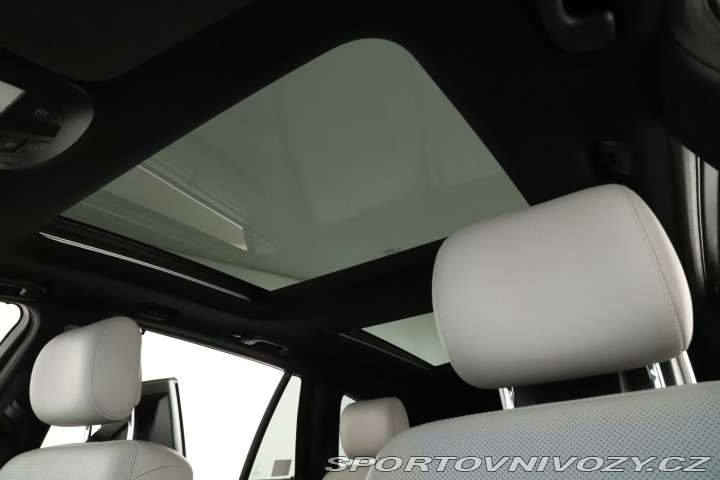 Mercedes-Benz Ostatní modely R R 500 4MATIC 2009