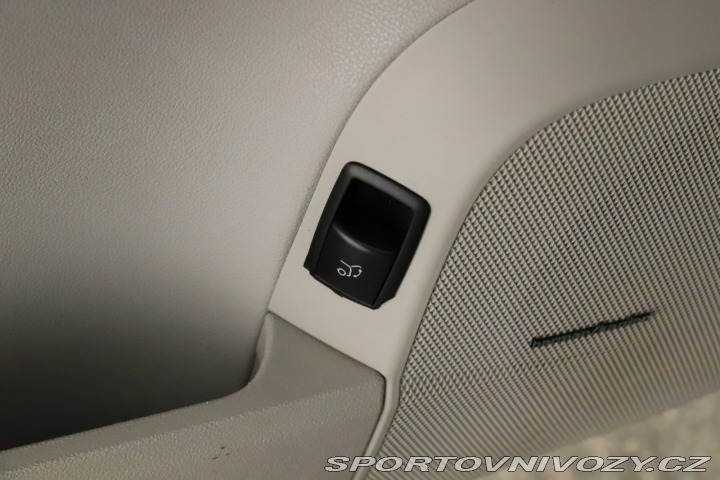 Mercedes-Benz Ostatní modely R R 500 4MATIC 2009