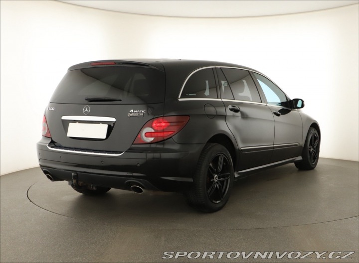 Mercedes-Benz Ostatní modely R R 500 4MATIC 2009