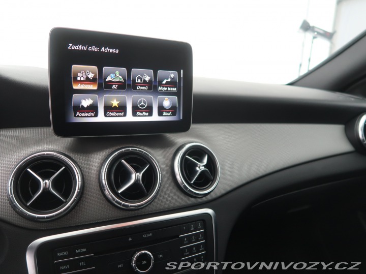 Mercedes-Benz CLA 200 2018