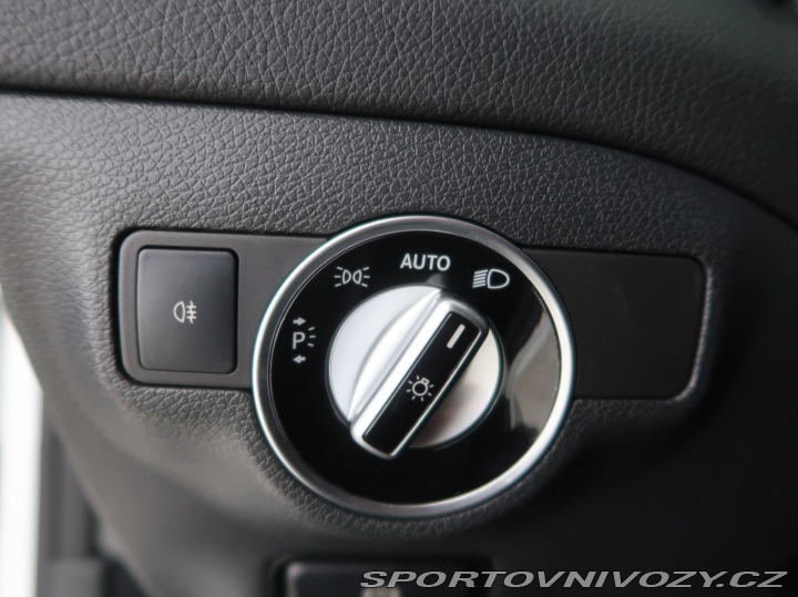 Mercedes-Benz CLA 200 2018