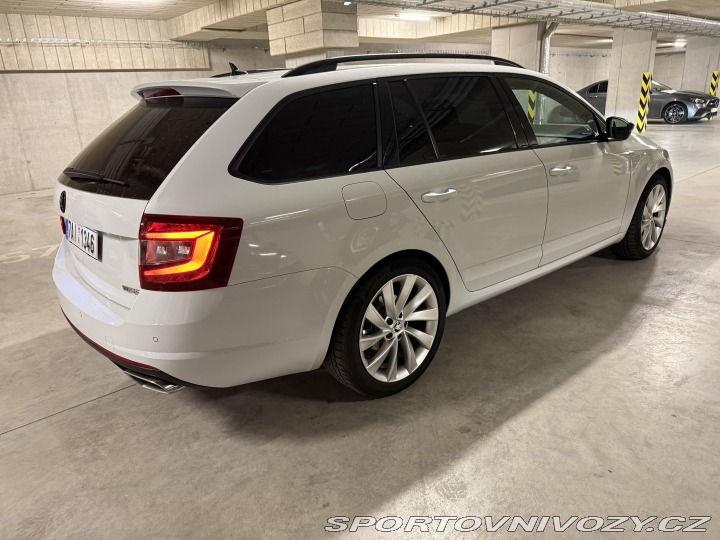 Škoda Octavia RS  2019