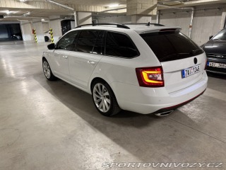 Škoda Octavia RS  2019