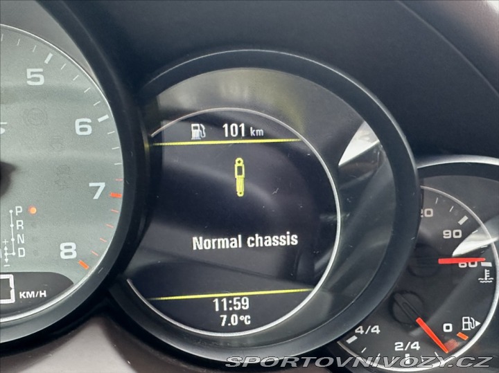 Porsche Cayenne 4,8 V8 420PS  GTS A/T 4x4 2012