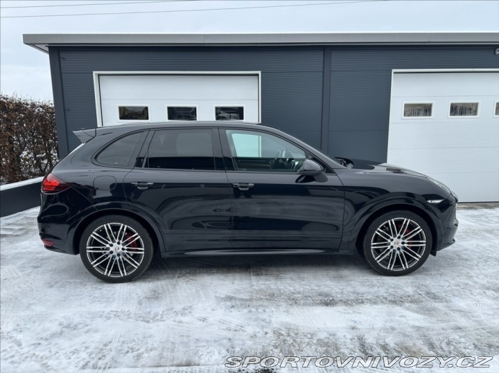 Porsche Cayenne 4,8 V8 420PS  GTS A/T 4x4 2012