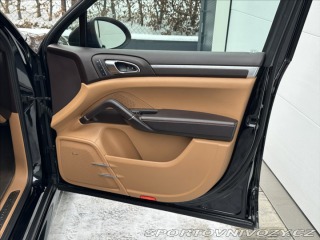 Porsche Cayenne 4,8 V8 420PS GTS A/T 4x4 2012