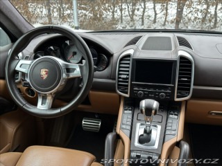 Porsche Cayenne 4,8 V8 420PS GTS A/T 4x4 2012
