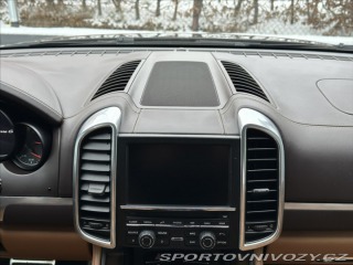 Porsche Cayenne 4,8 V8 420PS GTS A/T 4x4 2012