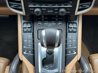 Porsche Cayenne 4,8 V8 420PS GTS A/T 4x4 2012