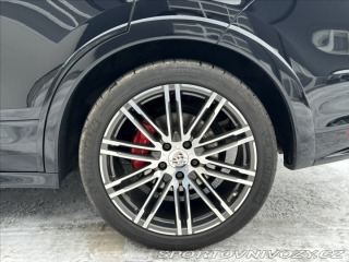 Porsche Cayenne 4,8 V8 420PS GTS A/T 4x4 2012