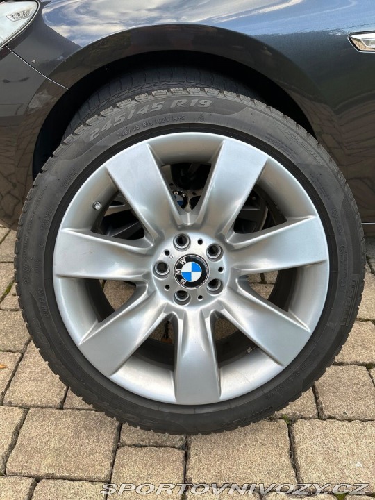 BMW 5 3,0 GT xDrive 2012 výbo 2012