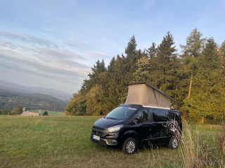 Ford  2,0   výborný stav, najet