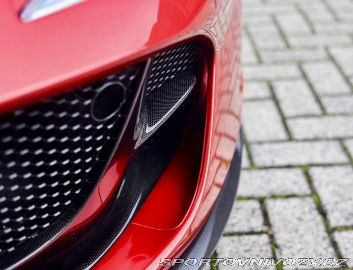 Ferrari 812 Superfast 6.5 V12 | zdvi 2020