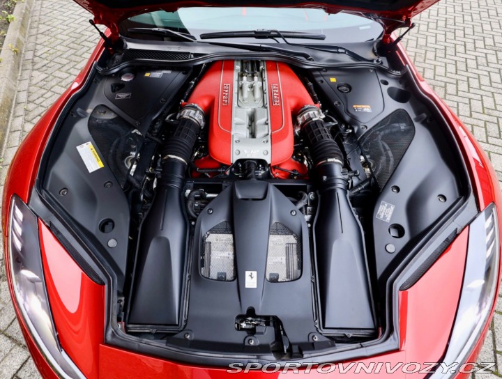 Ferrari 812 Superfast 6.5 V12 | zdvi 2020