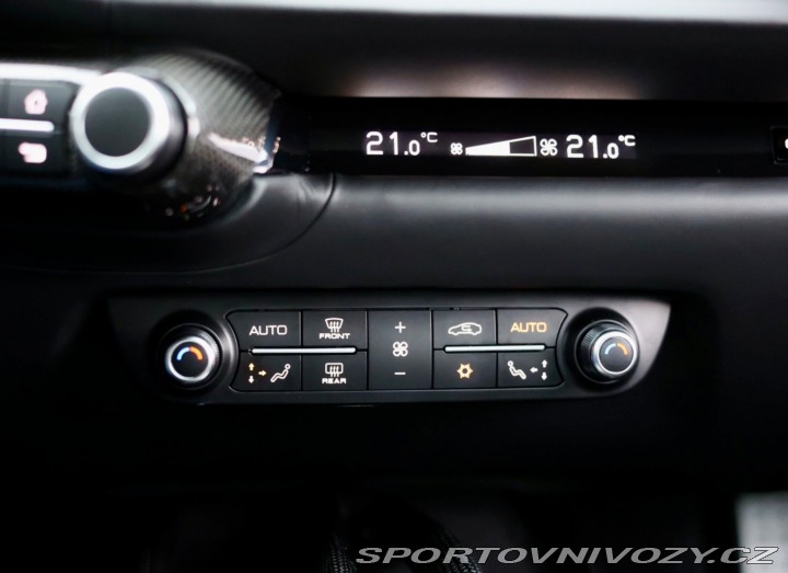 Ferrari 812 Superfast 6.5 V12 | zdvi 2020