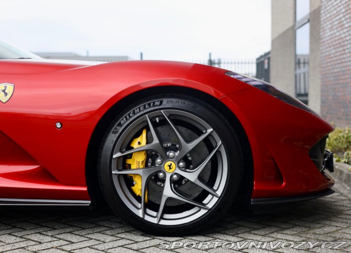 Ferrari 812 Superfast 6.5 V12 | zdvi 2020