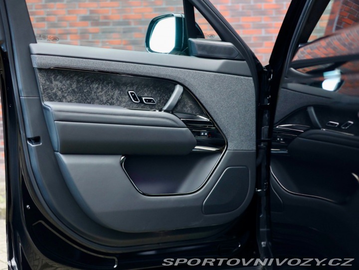 Ostatní značky Ostatní modely Land Rover Range Rover Sport P550e Autobiography, 405 2024