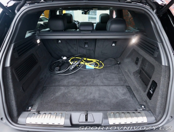Ostatní značky Ostatní modely Land Rover Range Rover Sport P550e Autobiography, 405 2024