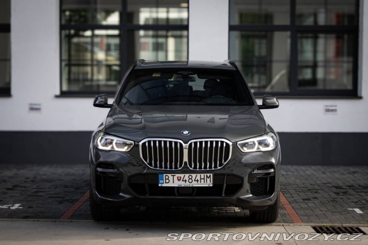 BMW X5 xDrive40i mHEV M-Packet 2022