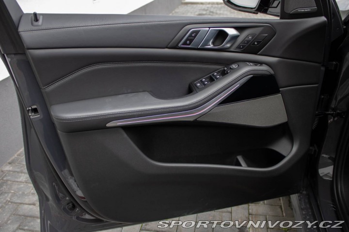 BMW X5 xDrive40i mHEV M-Packet 2022